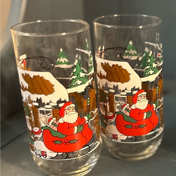 Vintage Coca-Cola Christmas Santa Glasses | Set of 2 - Picture 5 of 5